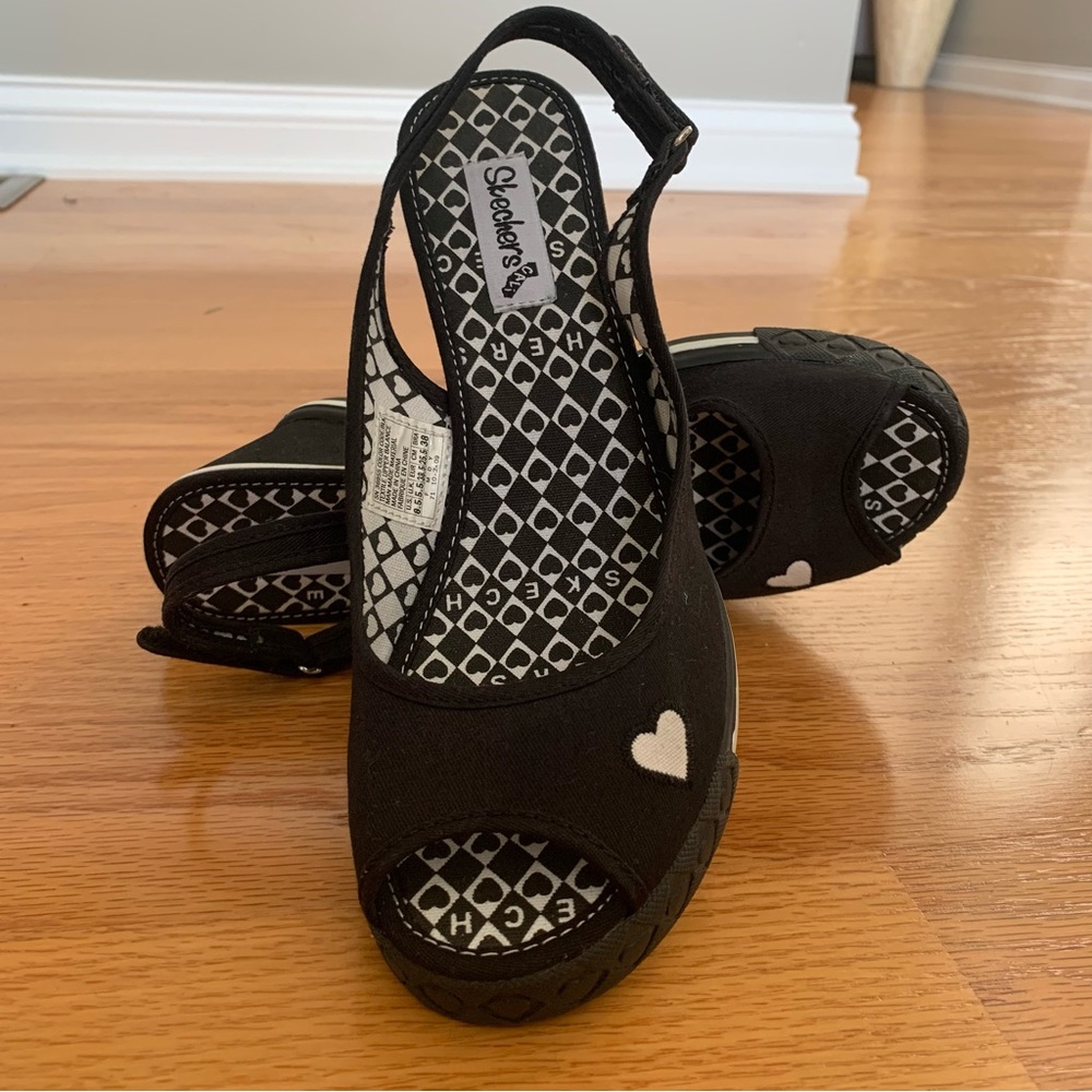 Skechers Cali Women's Sz 8.5 Black Slingback Wedge Peep Toe Platform Heart Shoes